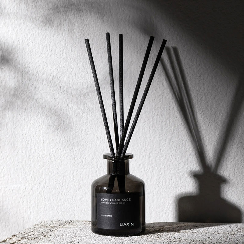 empty-reed-diffuser-bottle